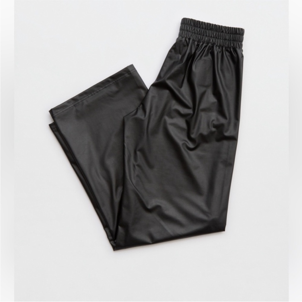 NWT! Aerie Offline Real Luxe Leather Wide Leg Pant sz S